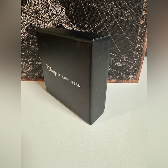 NEW Disney X Baublebar Minnie Mouse Dangle Earrings - Picture 6 of 6